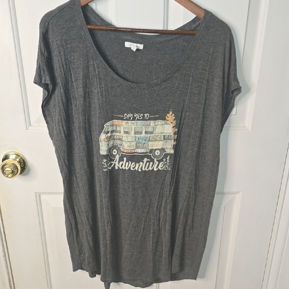 Maurices Heather Gray T-Shirt